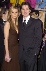 Бонни Сомервиль: 260x400 / 22 Кб