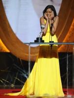 Кеке Палмер: 305x400 / 24 Кб