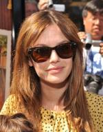 Рэйчел Билсон: 314x400 / 37 Кб