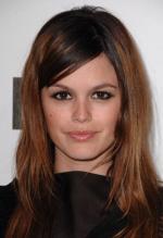 Рэйчел Билсон: 274x400 / 21 Кб