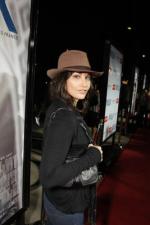 Джина Гершон: 267x400 / 19 Кб