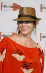 Джина Гершон: 257x400 / 22 Кб