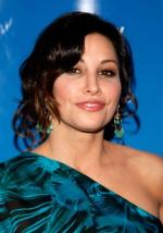 Джина Гершон: 281x400 / 24 Кб