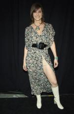 Джина Гершон: 260x400 / 22 Кб