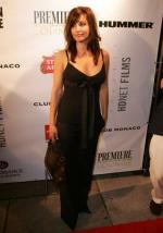 Джина Гершон: 281x400 / 23 Кб