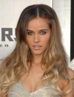 Изабель Лукас: 305x400 / 25 Кб