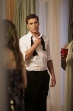 Дастин Миллиган: 333x500 / 23 Кб