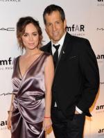 Элиза Душку: 303x400 / 27 Кб