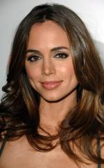 Элиза Душку: 249x400 / 22 Кб