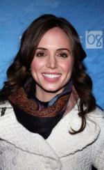 Элиза Душку: 246x400 / 27 Кб