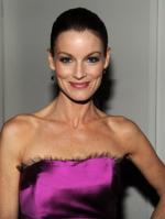 Лора Лейтон: 302x400 / 19 Кб