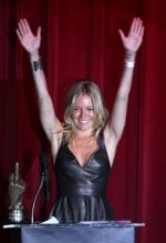 Сиенна Миллер: 275x400 / 18 Кб