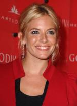 Сиенна Миллер: 291x400 / 21 Кб