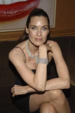 Кэрол Олт: 266x400 / 20 Кб