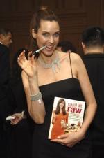 Кэрол Олт: 266x400 / 21 Кб