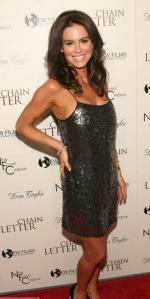 Бетси Расселл: 268x534 / 32 Кб