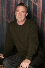 Робертсон Дин: 267x400 / 22 Кб