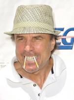 Кевин Нилон: 298x400 / 24 Кб