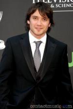 Доминик Зампронья: 500x750 / 54 Кб