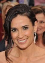 Деми Мур: 433x600 / 49 Кб