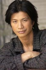 Дастин Нуен: 450x690 / 83 Кб