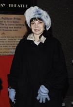 Тони Бэйзил: 273x400 / 19 Кб