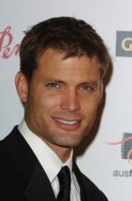 Каспер Ван Дин: 265x400 / 20 Кб