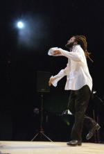 Сэвьон Гловер: 271x400 / 17 Кб