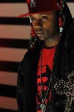 Charles Mnene: 1364x2048 / 304 Кб