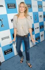 Робин Райт : 260x400 / 28 Кб