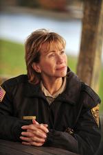 Кэти Бейкер: 333x500 / 31 Кб