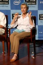 Кэти Бейкер: 267x400 / 27 Кб