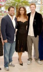 Бретт Рэтнер: 241x400 / 27 Кб