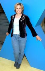 Ярдли Смит: 253x400 / 20 Кб