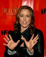 Теа Леони: 322x400 / 30 Кб