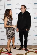 Мариса Томей: 271x400 / 27 Кб