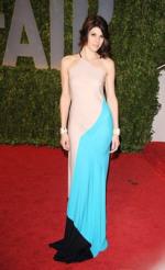 Мариса Томей: 244x400 / 23 Кб