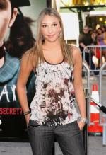 Эшли Эднер: 275x400 / 33 Кб