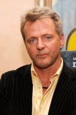 Эйдан Куинн: 267x400 / 22 Кб