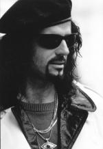 Эйдан Куинн: 325x471 / 25 Кб