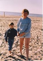 Роберта Бэссин: 1452x2048 / 468 Кб