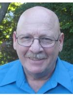 Ronald E. Giles: 720x960 / 81 Кб