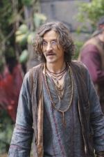 Джон Хоукс: 427x640 / 56 Кб