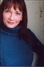 Miriam Smith: 908x1360 / 235 Кб