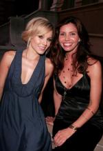 Харизма Карпентер: 275x400 / 25 Кб