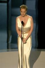 Джери Райан: 267x400 / 18 Кб