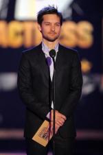 Тоби Магуайр: 266x400 / 16 Кб