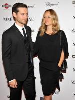 Тоби Магуайр: 301x400 / 23 Кб