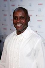 Карл Льюис: 267x400 / 16 Кб