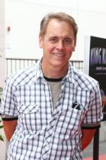 Марк Мозес: 267x400 / 28 Кб